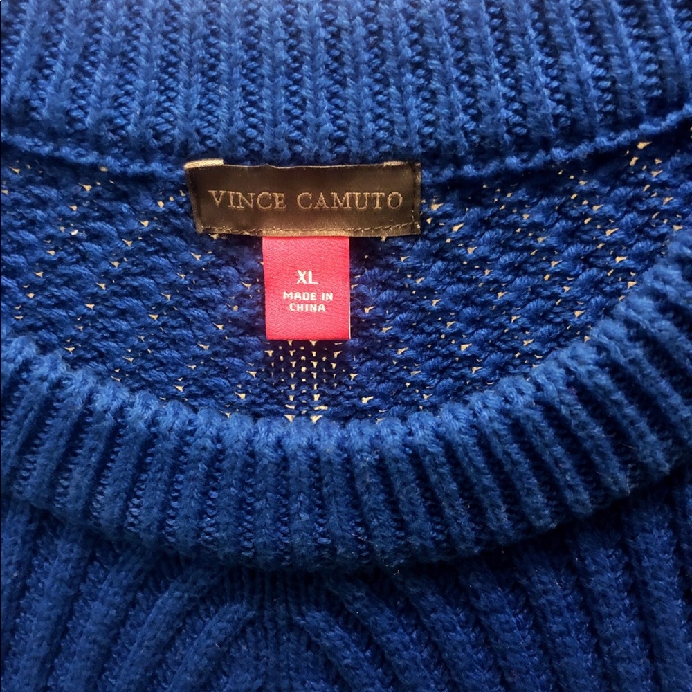 Sweater - Picture 4 of 6